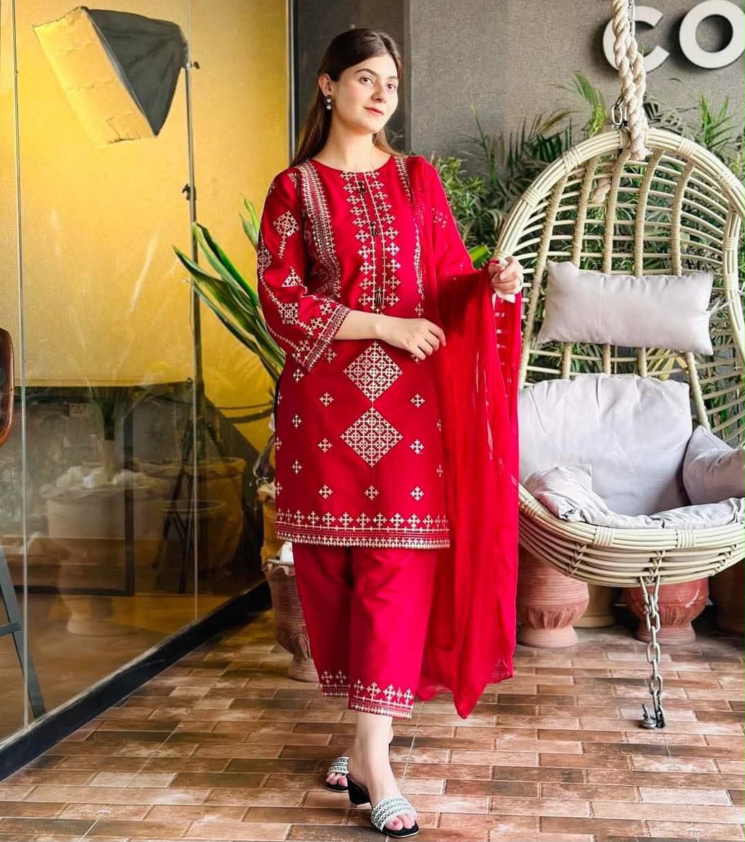 Product Image Loading...