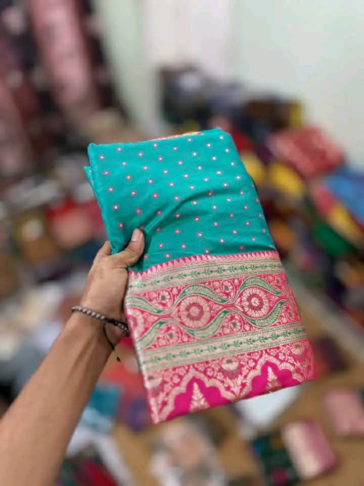 Product Image Loading...